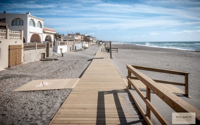 Pasarelas de madera en Balanegra